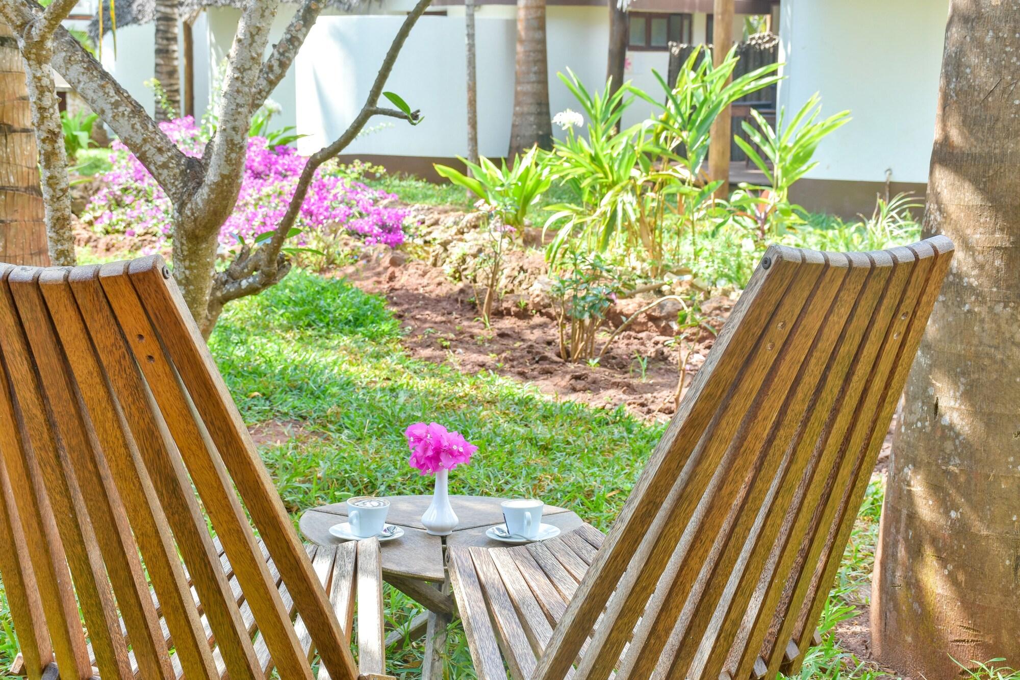 Kena Beach Hotel Zanzibar Exterior photo